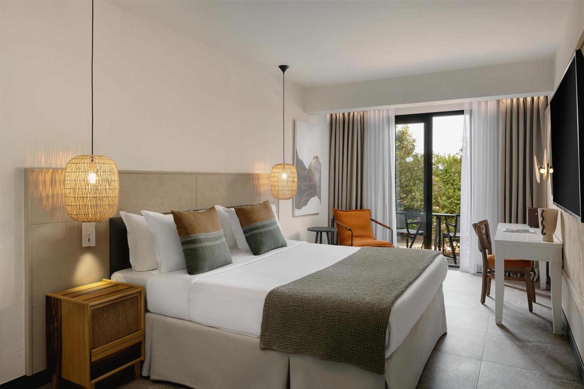 Resort Domes Aulus Resort, Adults Only, Curio By Hilton Elounda
