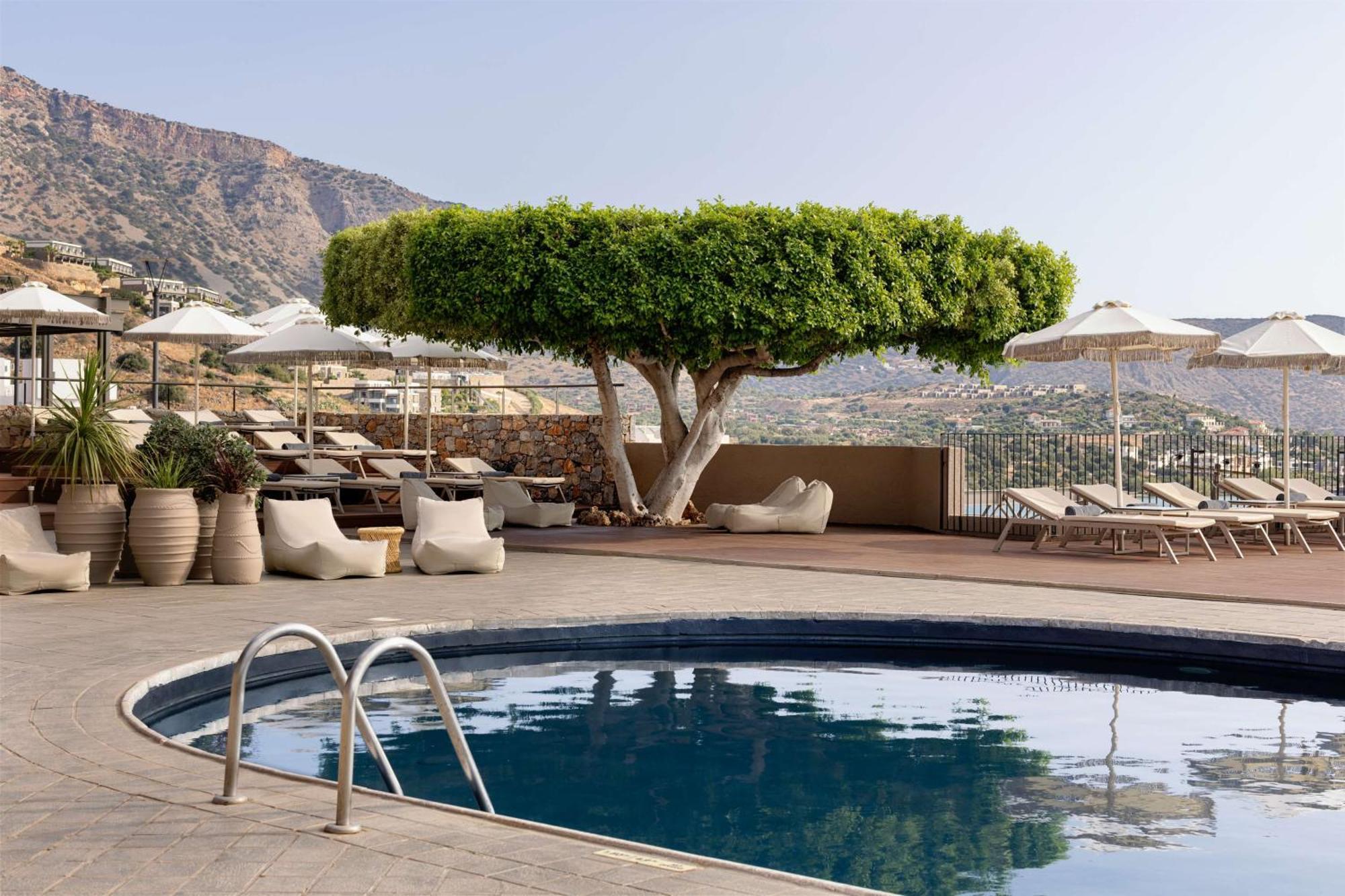 Domes Aulus Resort, Adults Only, Curio By Hilton 5* Элунда
